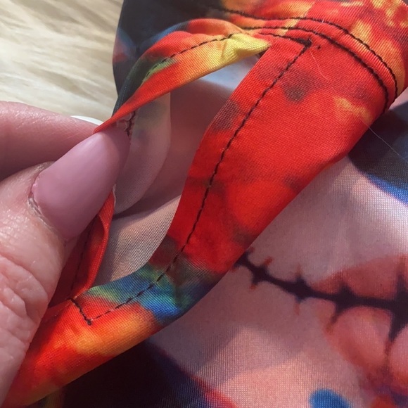 New without tags face gator - Picture 4 of 6